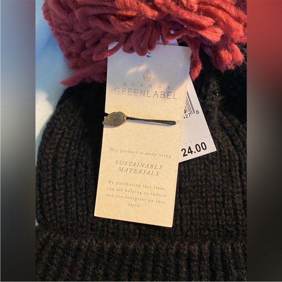 NWT Quagga Winter Hat Black with Red Pom Pom - Picture 3 of 4